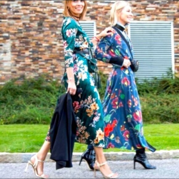 ZARA Velvet‎ Floral Kimono Wrap Dress Women Size Medium - Picture 8 of 11